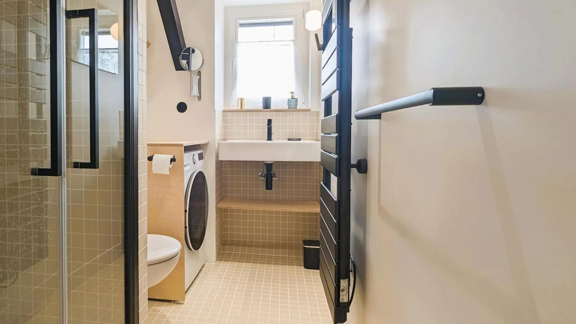 Sur Les Toits De - Marais Apartment *